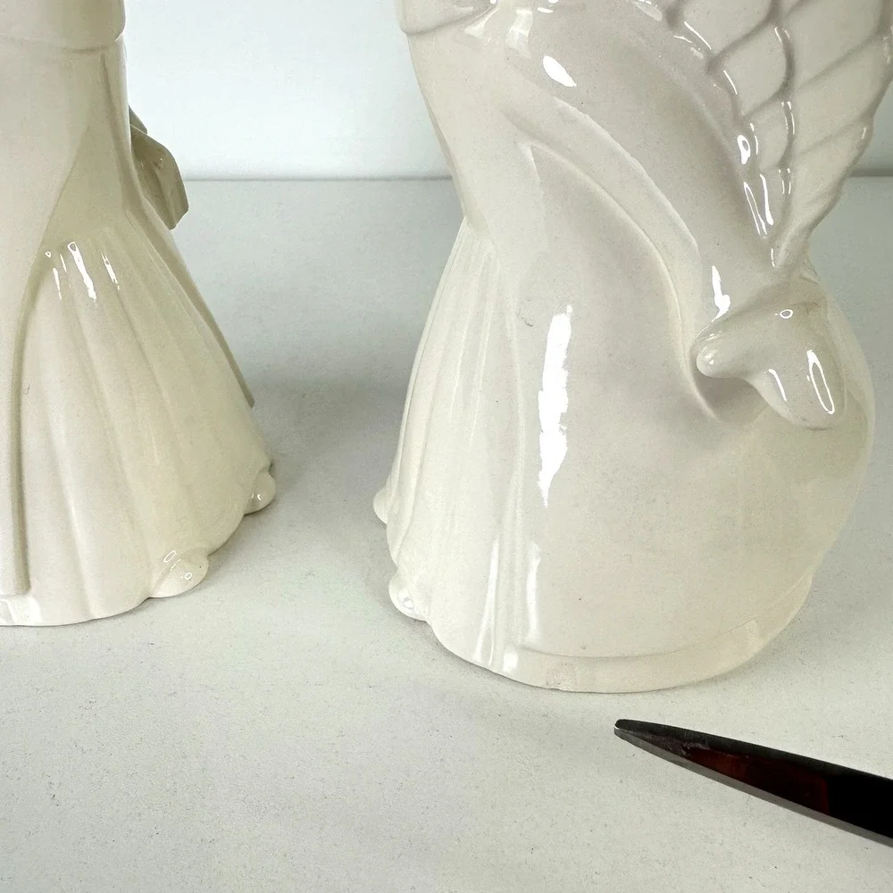 Vintage Kissing Angels Girl &‎ Boy White Ceramic Decor Christmas 7 Inches Tall